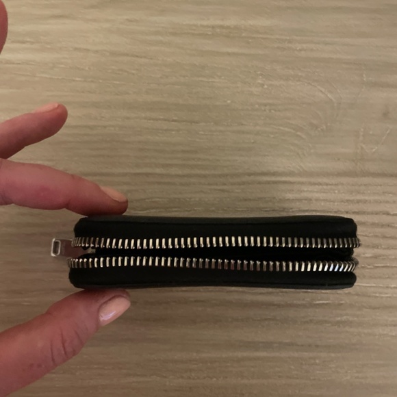 Saint Laurent Small Zippy Wallet - Picture 6 of 10